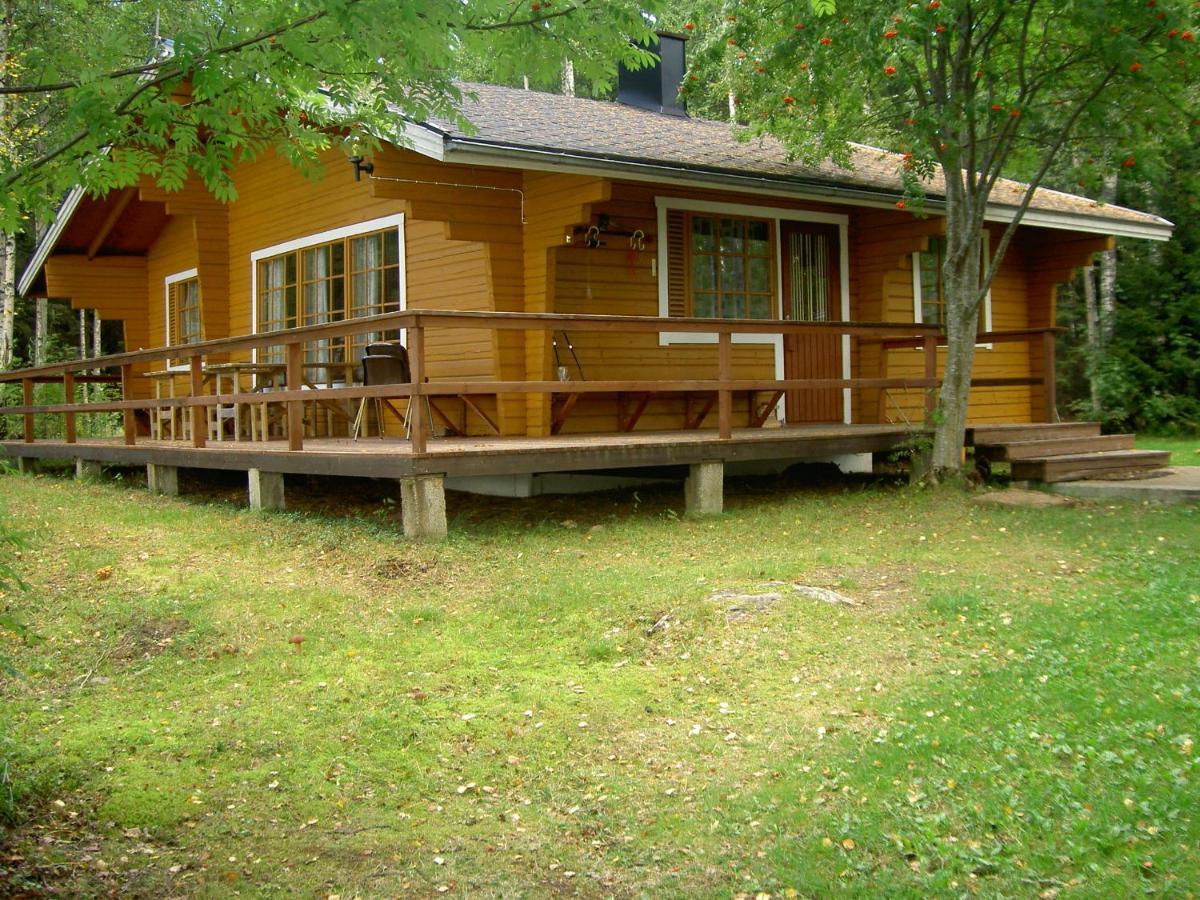 Kuus-Hukkala Hotel Harkala  Ngoại thất bức ảnh